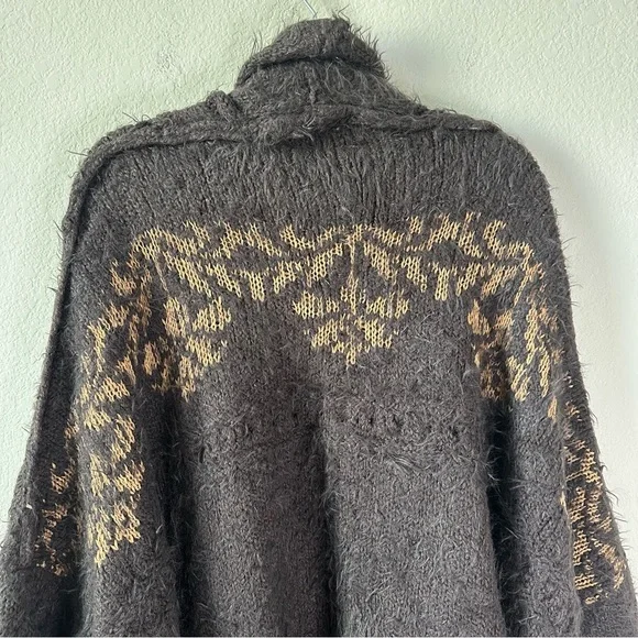 FREE PEOPLE Cable Mix Cardigan Sweater SZ M - Picture 8 of 8